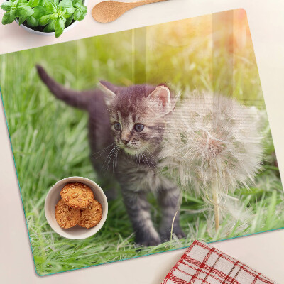 Glass chopping board Cat on the grass