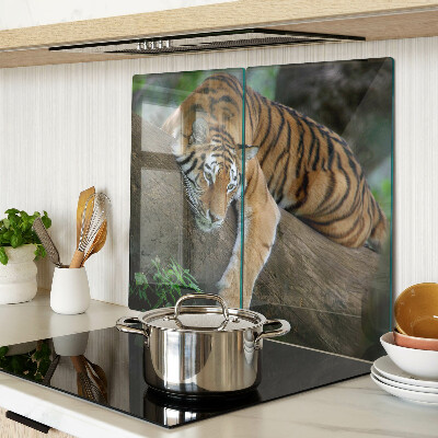 Glass chopping board Tiger on a tree trunk