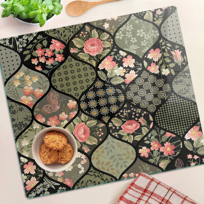 Glass chopping board Floral patchwork with geometric patterns