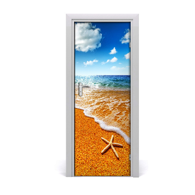 Door veneer Starfish on the beach