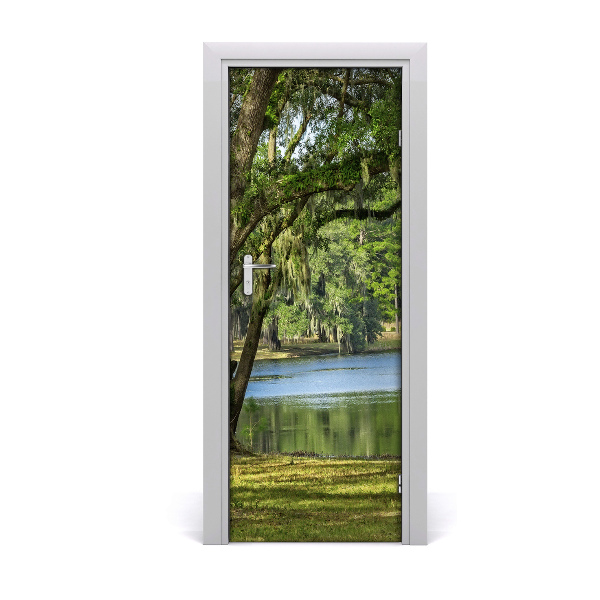 Door wallpaper Lake in the park