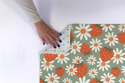 Bath mat Strawberries flowers