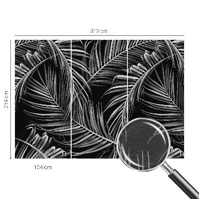 Non-woven wall mural with an exotic pattern