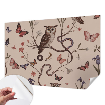 Self-adhesive photo wallpaper with an owl nature motif