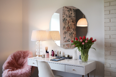 Polygonal mirror of original shape