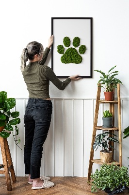 Moss wall art Paw print