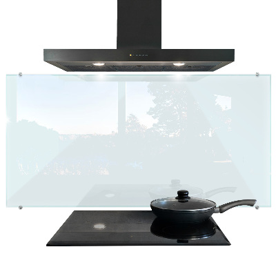 Glass splashback transparent