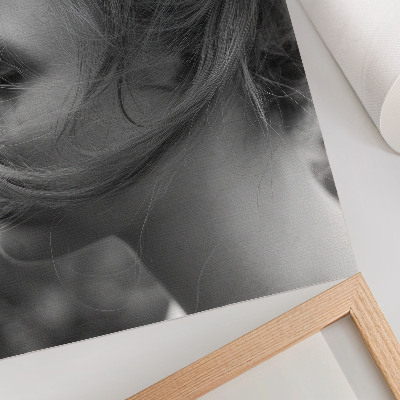 Poster Black and white portrait of emotions, subtlety, elegance