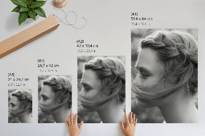 Poster Black and white portrait of emotions, subtlety, elegance