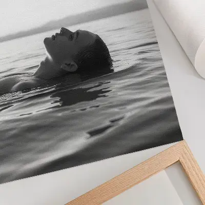 Decorative poster in a minimalist black and white aesthetic for an elegant look