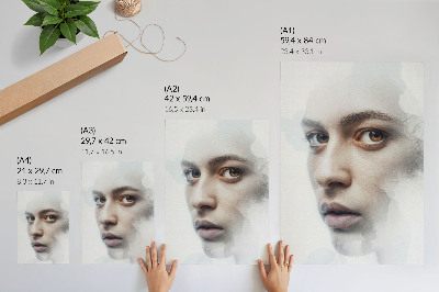 Poster A delicate face, a mysterious atmosphere, a subtle game
