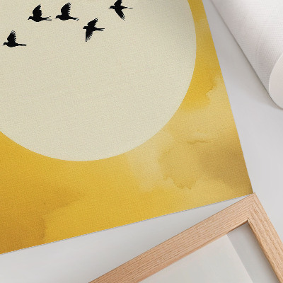 Poster Birds against a yellow circle background