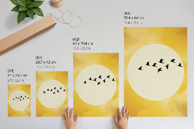 Poster Birds against a yellow circle background
