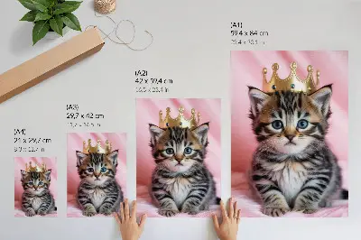 Poster kitten wearing a crown with blue eyes
