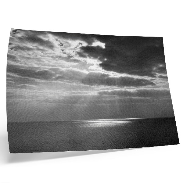 Poster Dynamic sky over a calm ocean