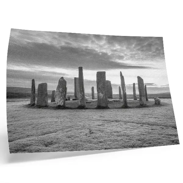 Photo canvas raw stones in a mysterious circle with peaceful reflection