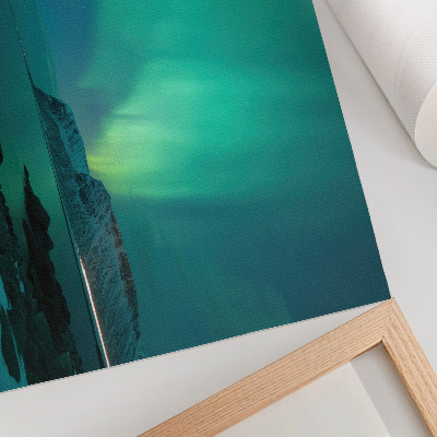 Photo canvas Green aurora, shimmering lights, calm surface