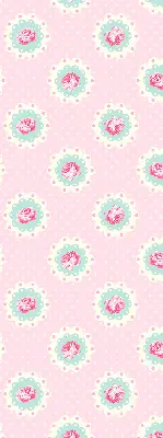 Fabric roller blind with roses pattern