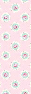 Fabric roller blind with roses pattern