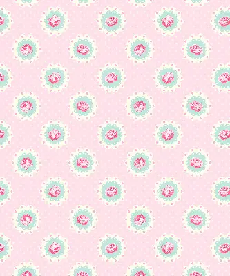 Fabric roller blind with roses pattern