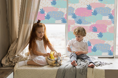 Roller blind for large window Traces on a colored background