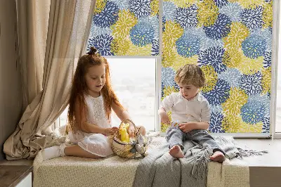 Modern roller blind with a painted plants print
