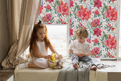 Modern roller blind with red flowers print