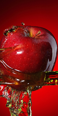 Fabric roller blind An apple doused with water