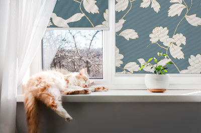 Modern roller blind White birds on white flowers