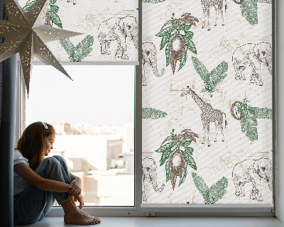 Blackout roller blind Giraffes, elephants and leaves