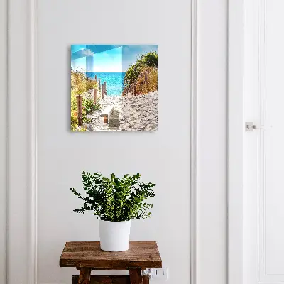 Coastal path wall mounted key box 