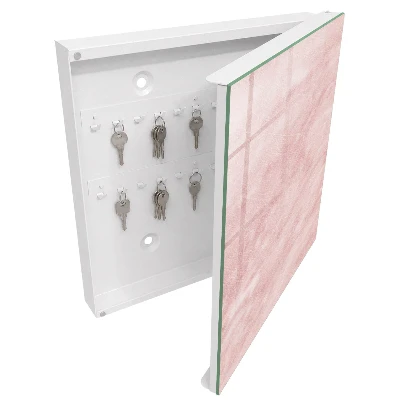 Key cabinet in pink weaves
