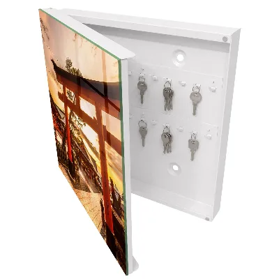 Wall-mounted key storage box Japanese gate design