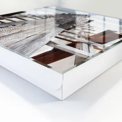 Wall mounted key box endless harbor design