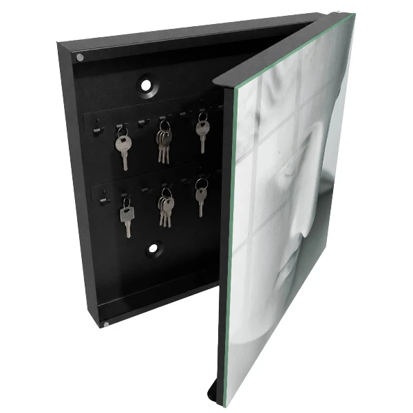 Classic calm Key cabinet