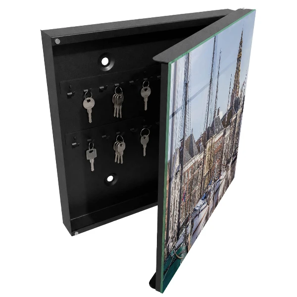 Sails on the water Wall mounted key box