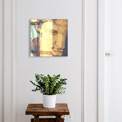 Quiet elegance Wall mounted key box
