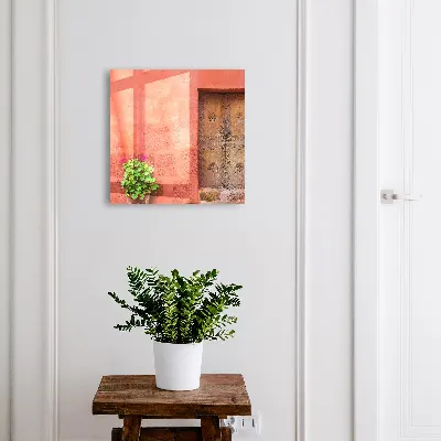 Red facade Key cabinet