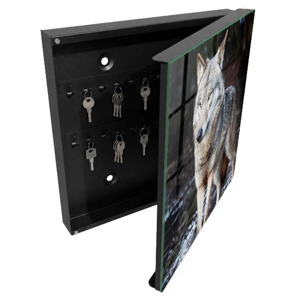 Wolf in the forest Key box for wall
