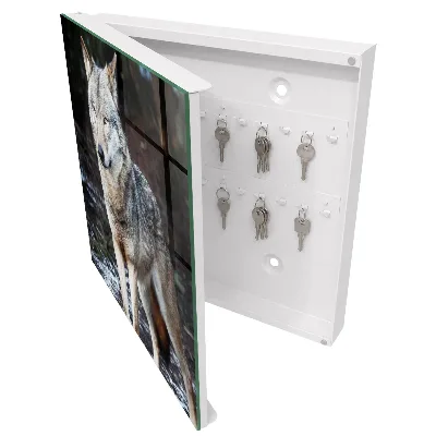 Wolf in the forest Key box for wall