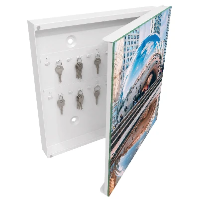 Urban reflection Key box for wall