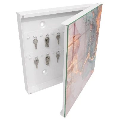 Subtle elegance Wall mounted key box