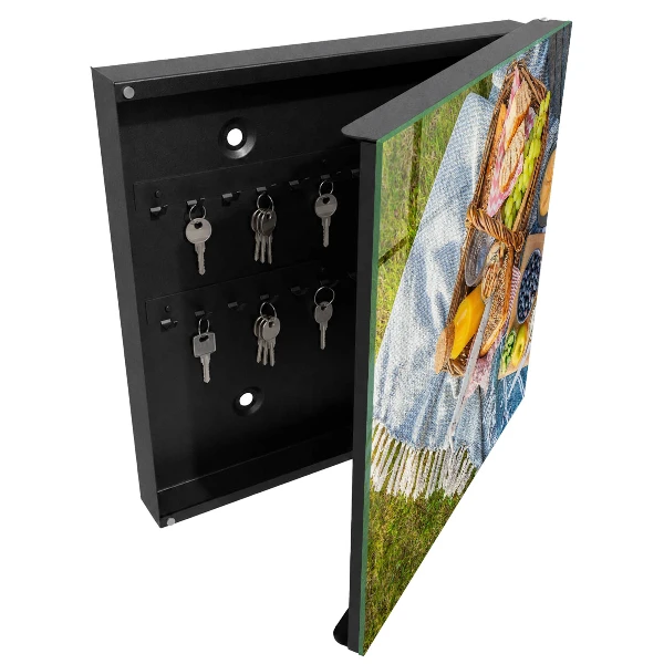 Idyllic picnic Wall mounted key box