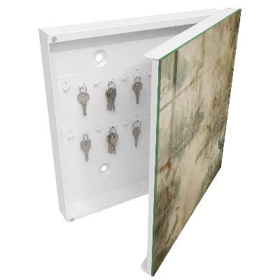 Idyllic nature Key cabinet