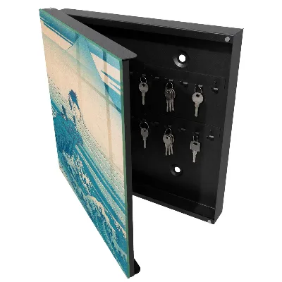 Fisherman and waves Wall mounted key box