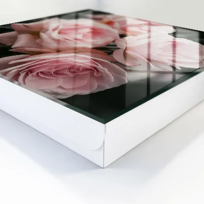 Key cabinet with pink roses design
