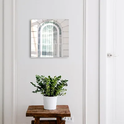 Classic elegance Wall mounted key box