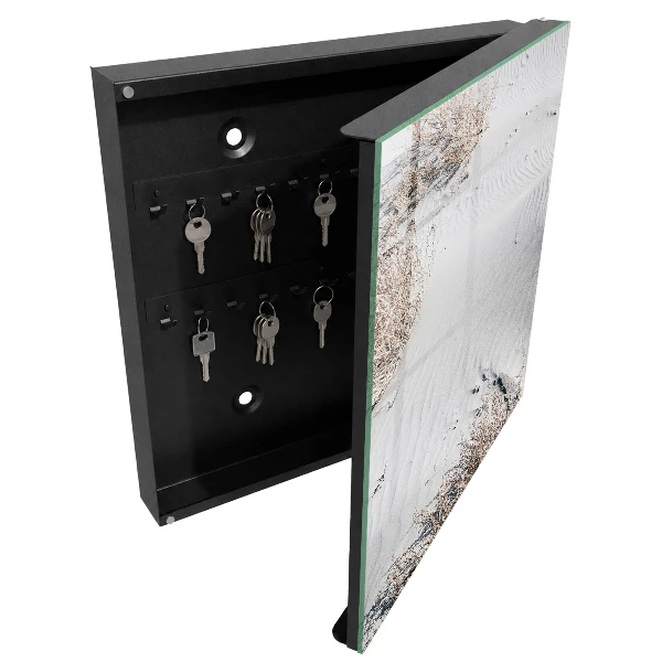 Key cabinet sandy waves design