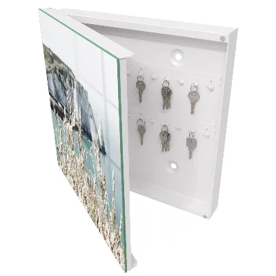 Cliffs and grasses Wall mounted key box