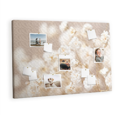 Pin board Little white flowers